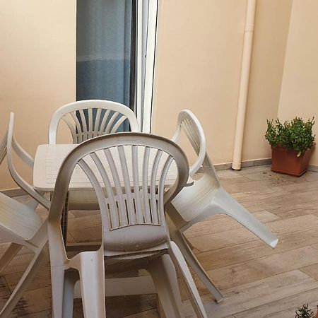 Greta Citra Oo8O55 Lt 1327 Apartamento San Remo Exterior foto